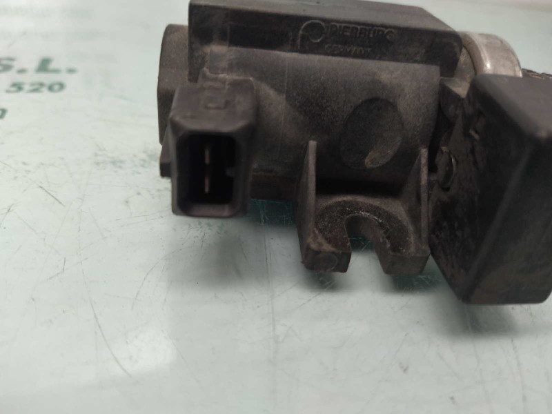 Recambio de valvula aire adicional para kia carnival ii 2.9 cdri executive referencia OEM IAM 72190319 01T073 PIERBURG