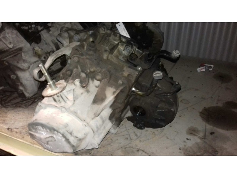 Recambio de caja cambios para citroen berlingo 1.9 600 d furg. referencia OEM IAM 20TE20  5 VELOCIDADES