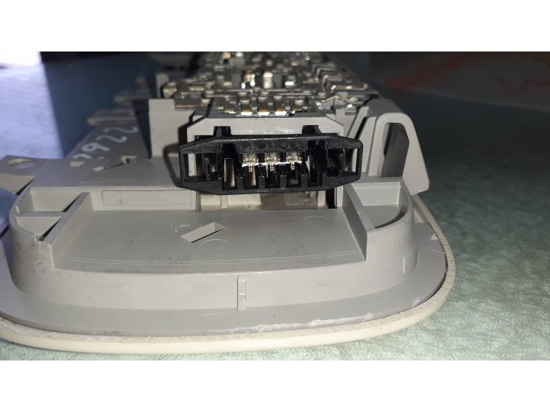 Recambio de luz interior para volkswagen passat variant (365) edition bluemotion referencia OEM IAM 3C0947291E 3C0947291 