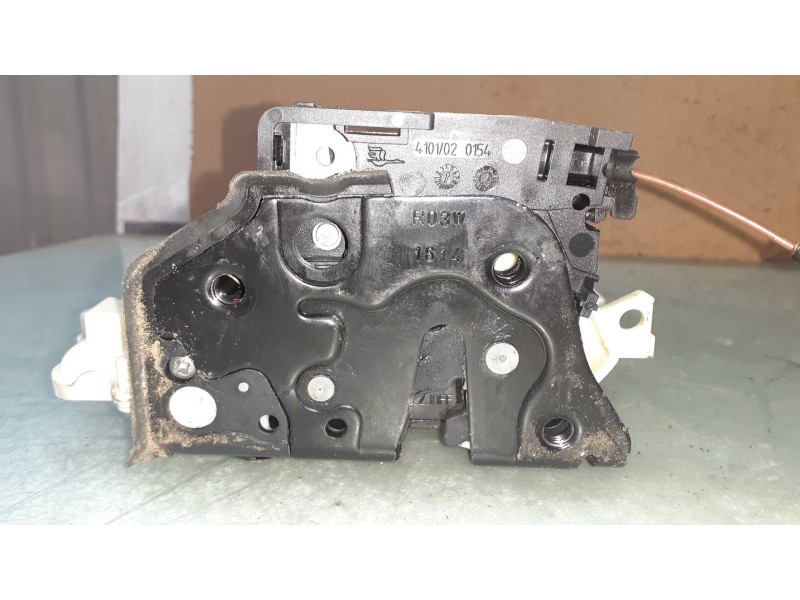 Recambio de cerradura puerta trasera derecha para volkswagen passat variant (365) edition bluemotion referencia OEM IAM 3C483901