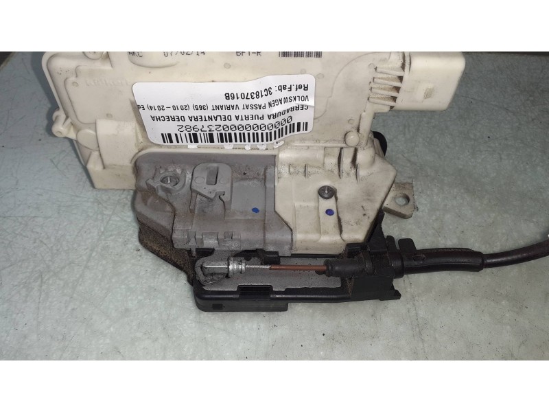 Recambio de cerradura puerta delantera derecha para volkswagen passat variant (365) edition bluemotion referencia OEM IAM 3C1837