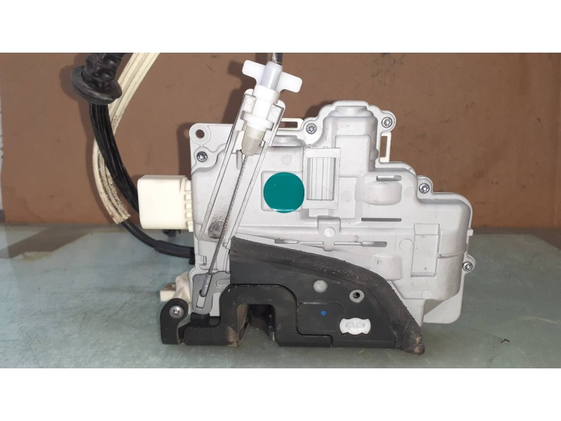 Recambio de cerradura puerta delantera derecha para volkswagen passat variant (365) edition bluemotion referencia OEM IAM 3C1837