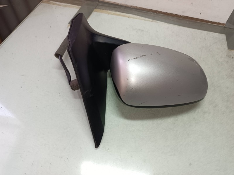 Recambio de retrovisor derecho para nissan almera tino (v10m) ambience referencia OEM IAM 3003390  ELECTRICO