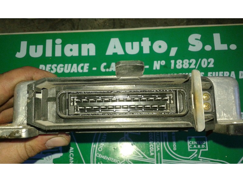 Recambio de centralita motor uce para peugeot 205 berlina 1.4 mito referencia OEM IAM 0280000359 205 GTI  Recambio de centralita motor uce para peugeot 205 berlina 1.4 mito referencia OEM IAM 0280000359 205 GTI