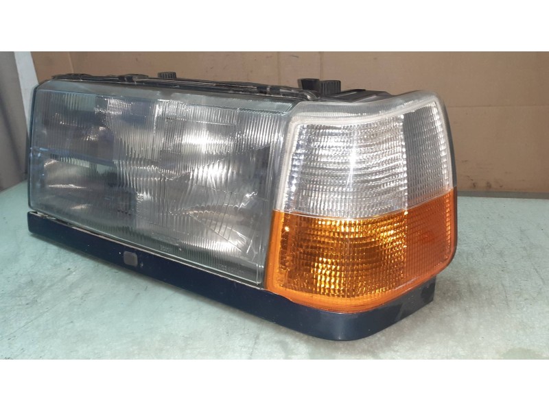 Recambio de faro izquierdo para volvo serie 740 berlina/familiar gl exklusiv berlina referencia OEM IAM 0301078151  1305235142