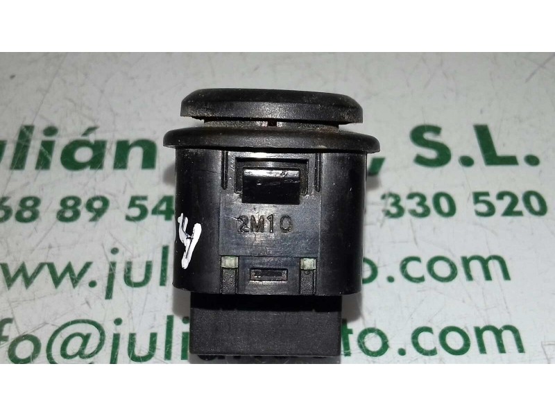 Recambio de interruptor para daewoo nubira berlina se referencia OEM IAM 2M10  REGULADOR RETROVISOR