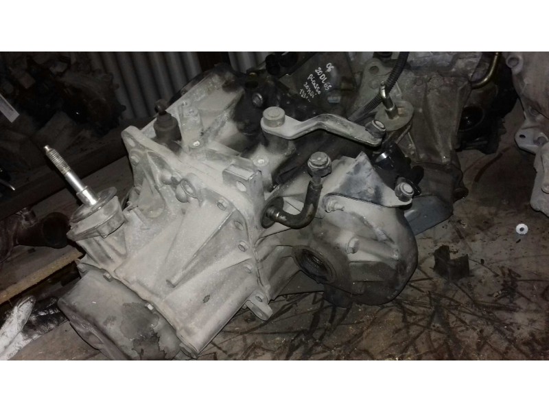 Recambio de caja cambios para peugeot 206 berlina x-line referencia OEM IAM 20DL22  5 VELOCIDADES
