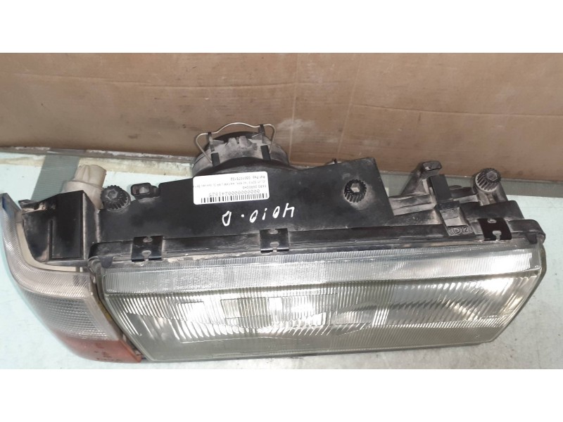 Recambio de faro derecho para volvo serie 740 berlina/familiar gl exklusiv berlina referencia OEM IAM 0301078152 1305235143 3518