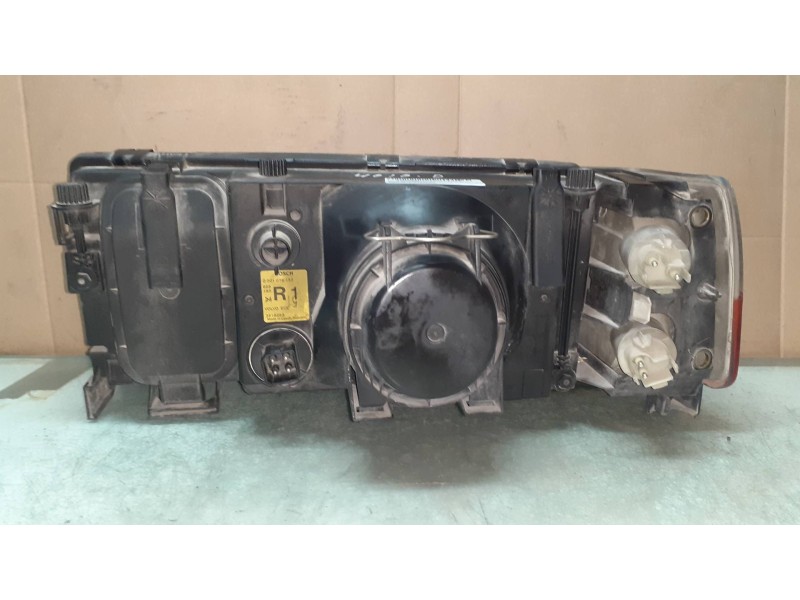 Recambio de faro derecho para volvo serie 740 berlina/familiar gl exklusiv berlina referencia OEM IAM 0301078152 1305235143 3518
