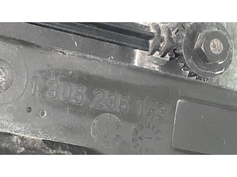 Recambio de faro derecho para volvo serie 740 berlina/familiar gl exklusiv berlina referencia OEM IAM 0301078152 1305235143 3518