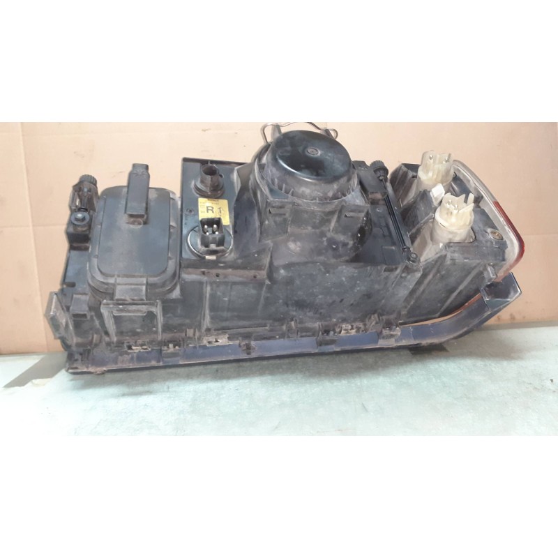 Recambio de faro derecho para volvo serie 740 berlina/familiar gl exklusiv berlina referencia OEM IAM 0301078152 1305235143 3518