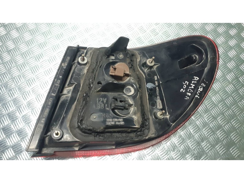 Recambio de piloto trasero izquierdo para nissan almera (n16/e) comfort referencia OEM IAM   