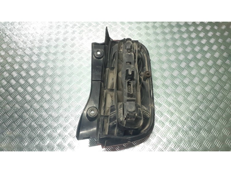 Recambio de piloto trasero izquierdo para nissan micra (k12e) line up referencia OEM IAM   