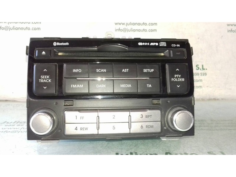 Recambio de sistema audio / radio cd para hyundai i20 basis referencia OEM IAM 961211J2528LH  