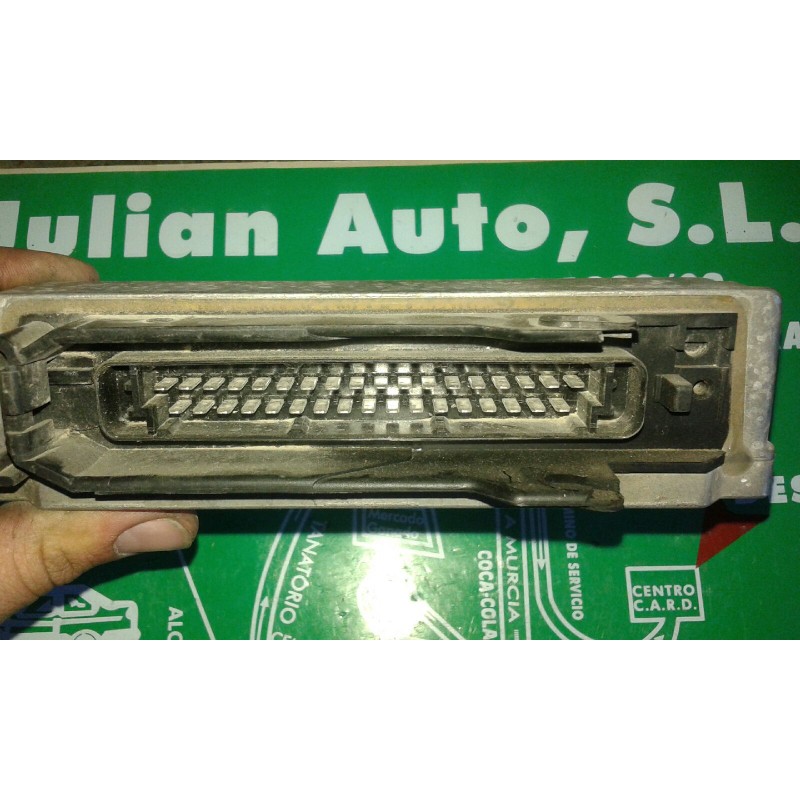 Recambio de centralita motor uce para citroen xantia berlina 1.9 td exclusive referencia OEM IAM 0281001262 9624519580 XUDBC02