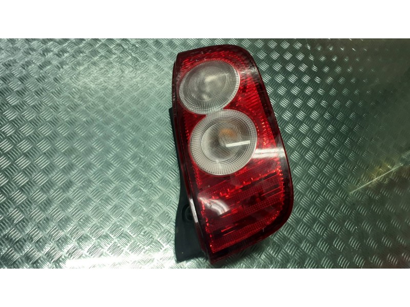 Recambio de piloto trasero derecho para nissan micra c+c (ck12e) tekna referencia OEM IAM   