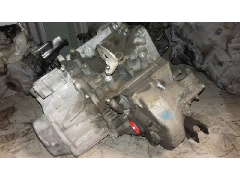 Recambio de caja cambios para citroen c3 1.4 hdi 16v exclusive referencia OEM IAM 20DM25  5 VELOCIDADES