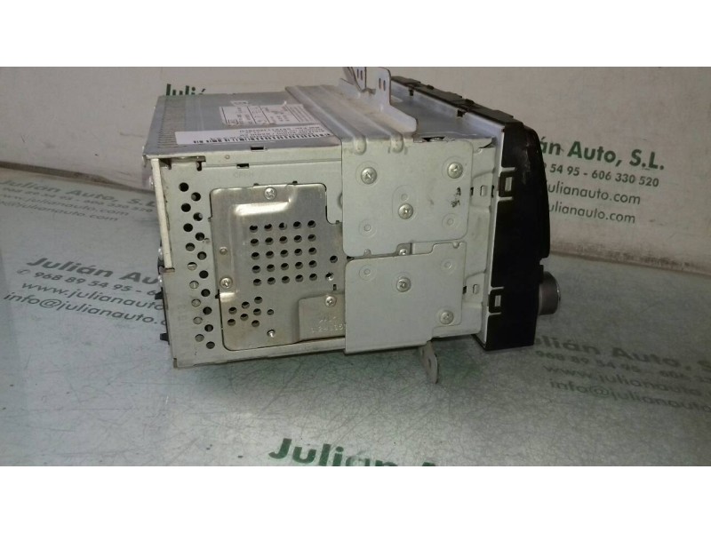 Recambio de sistema audio / radio cd para hyundai i20 basis referencia OEM IAM 961211J2528LH  