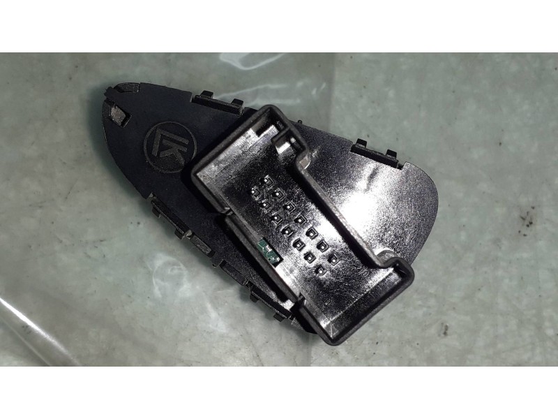 Recambio de interruptor para opel adam unlimited ecoflex referencia OEM IAM 39031658 10142123 ECO