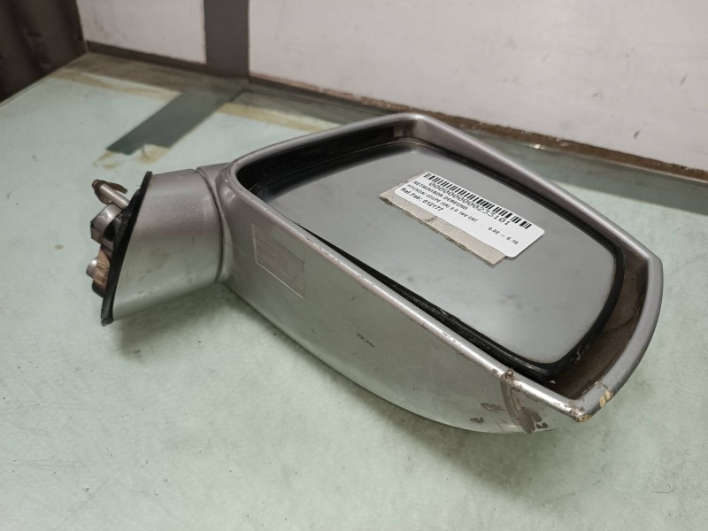 Recambio de retrovisor derecho para hyundai coupe (gk) 2.0 16v cat referencia OEM IAM 012177 012178 ELECTRICO
