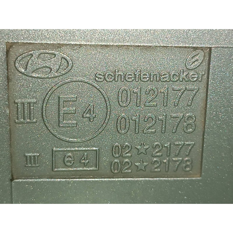 Recambio de retrovisor derecho para hyundai coupe (gk) 2.0 16v cat referencia OEM IAM 012177 012178 ELECTRICO