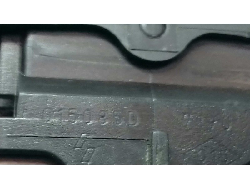 Recambio de mando elevalunas delantero izquierdo para renault scenic ii emotion referencia OEM IAM 015085D  MARRON