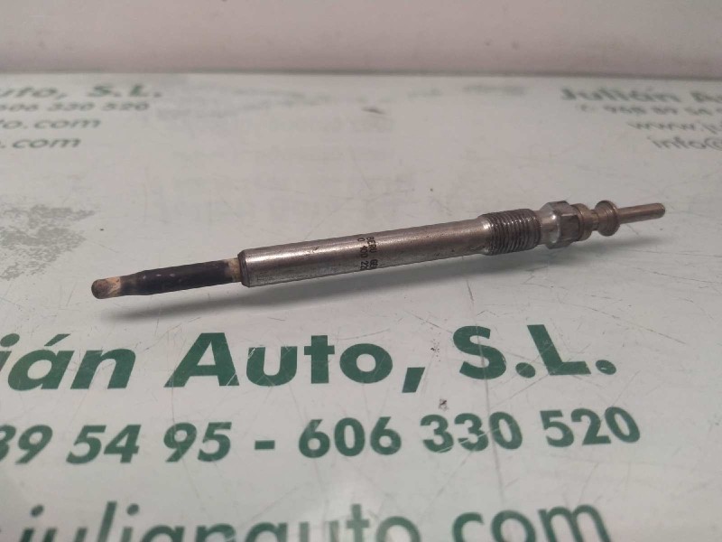 Recambio de calentadores para opel astra g berlina comfort referencia OEM IAM 0100226300  BOSCH 11V