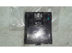 Recambio de mando elevalunas delantero izquierdo para opel adam unlimited ecoflex referencia OEM IAM 13360335 321594 TRW - GM 2