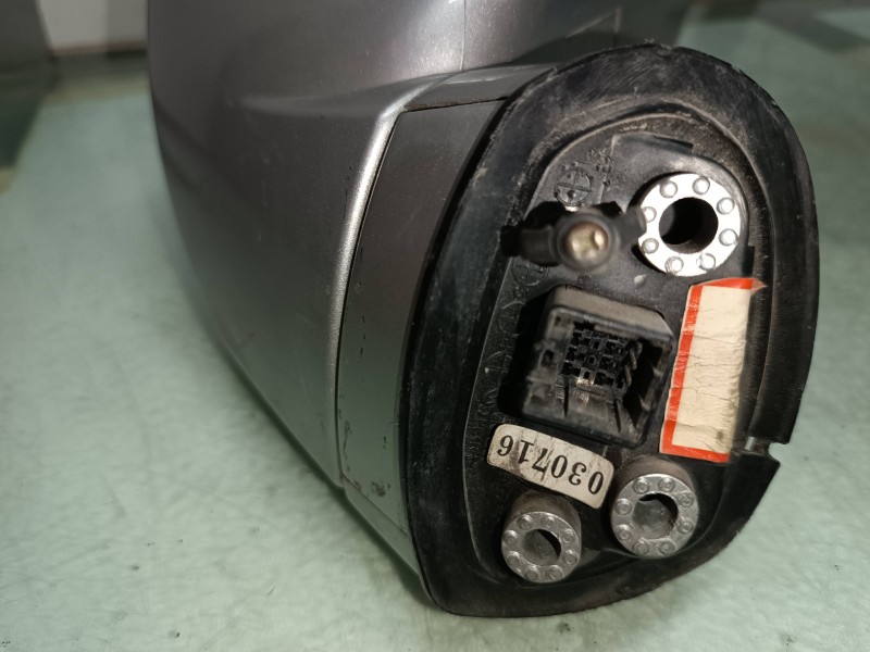 Recambio de retrovisor derecho para hyundai coupe (gk) 2.0 16v cat referencia OEM IAM 012177 012178 ELECTRICO