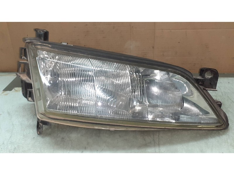 Recambio de faro derecho para opel vectra b berlina básico (1999) referencia OEM IAM 54532888 0307852335 54532933
