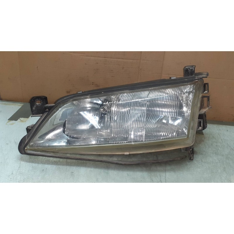 Recambio de faro izquierdo para opel vectra b berlina básico (1999) referencia OEM IAM 54532889 0307852335 54532933