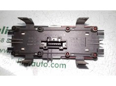 Recambio de warning para renault megane ii berlina 5p confort authentique referencia OEM IAM 88040001 88040002 NEGRO 2