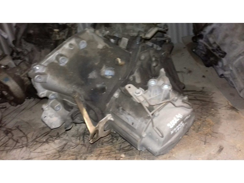 Recambio de caja cambios para citroen xsara berlina 1.9 d sx referencia OEM IAM 20DL41  5 VELOCIDADES