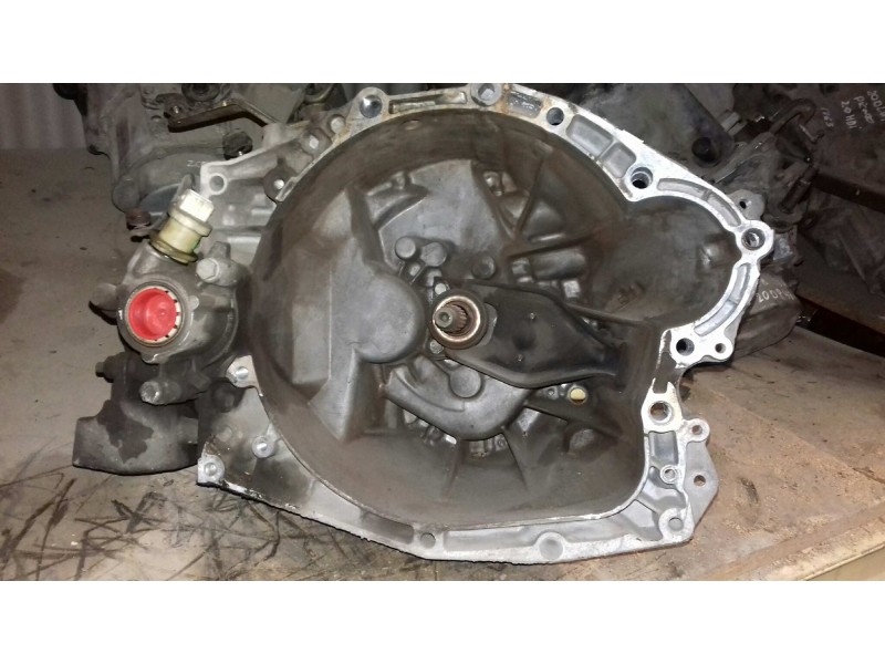 Recambio de caja cambios para citroen xsara berlina 1.9 d sx referencia OEM IAM 20DL41  5 VELOCIDADES