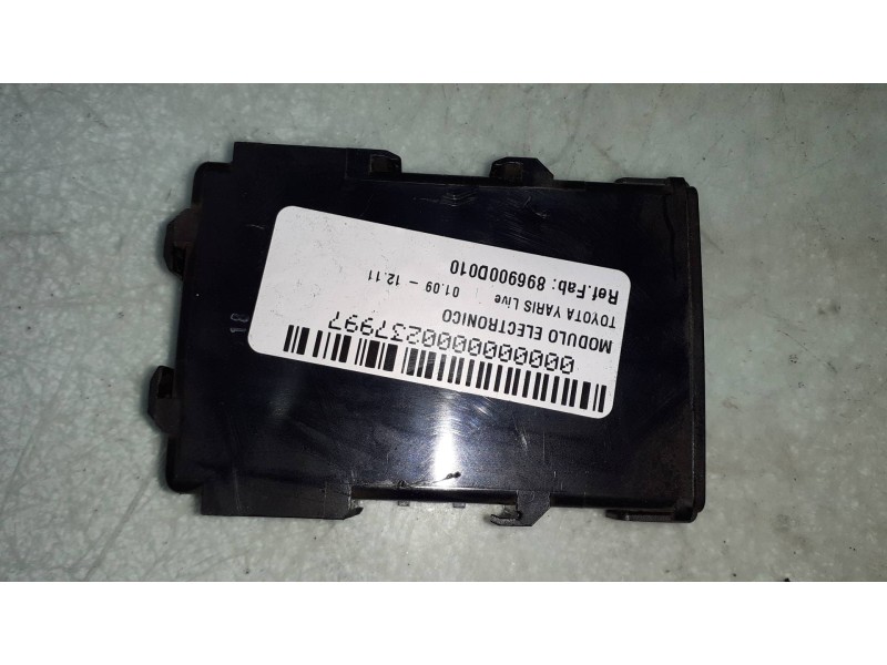 Recambio de modulo electronico para toyota yaris live referencia OEM IAM 896900D010  DENSO