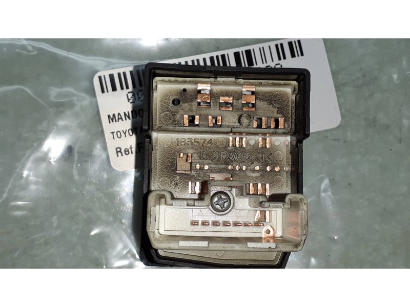 Recambio de mando retrovisor para toyota yaris live referencia OEM IAM 183574  CONECTOR 7 PINES