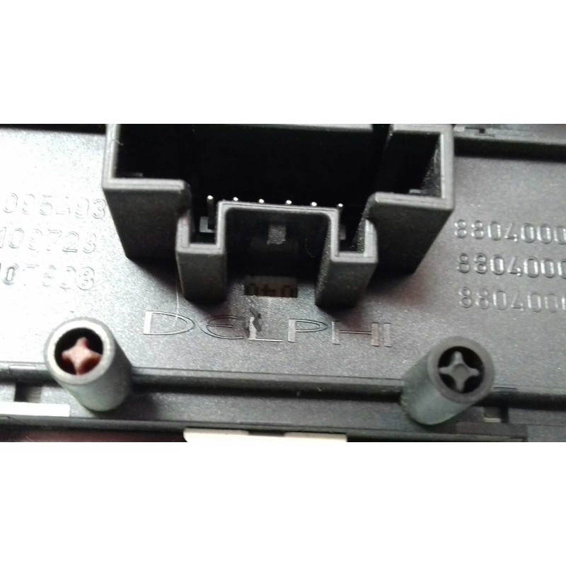 Recambio de warning para renault megane ii berlina 5p confort authentique referencia OEM IAM 88040001 88040002 NEGRO