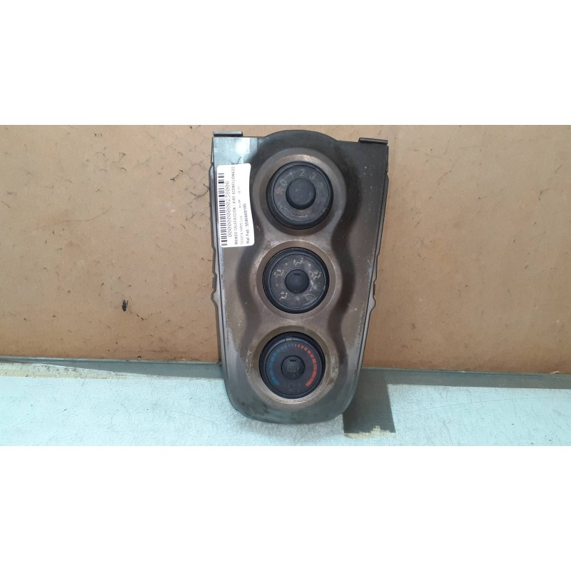 Recambio de mando calefaccion / aire acondicionado para toyota yaris live referencia OEM IAM 554060D190 758734 