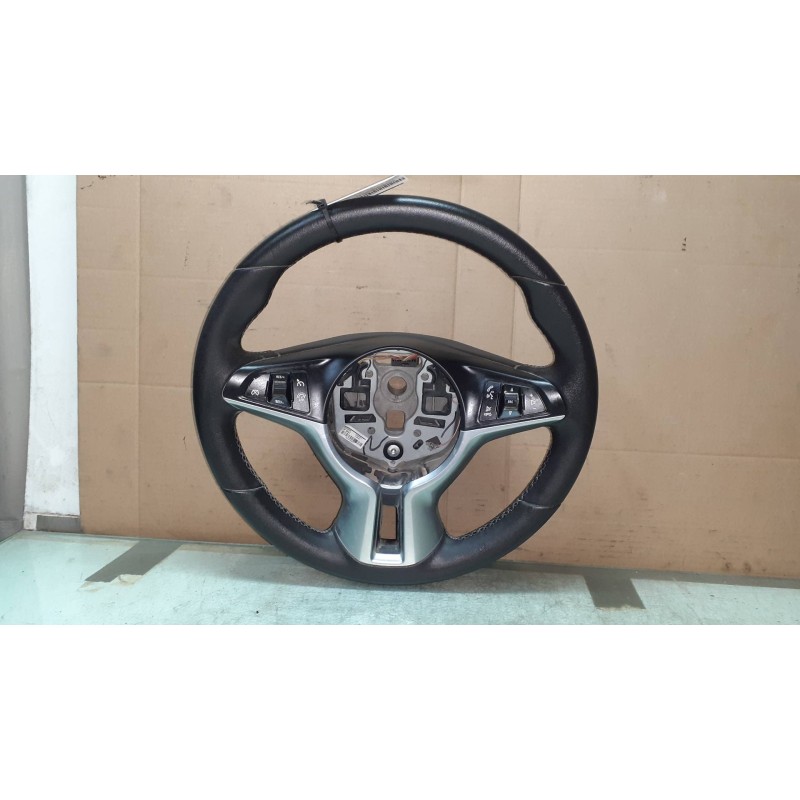 Recambio de volante para opel adam unlimited ecoflex referencia OEM IAM 622359500A MULTIFUNCION PIEL