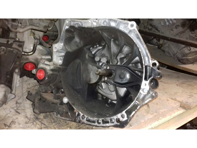 Recambio de caja cambios para peugeot 308 confort referencia OEM IAM 20DP43  5 VELOCIDADES