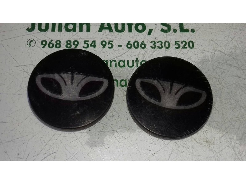 Recambio de tapacubos para daewoo lanos sx referencia OEM IAM 2133  2 TAPAS