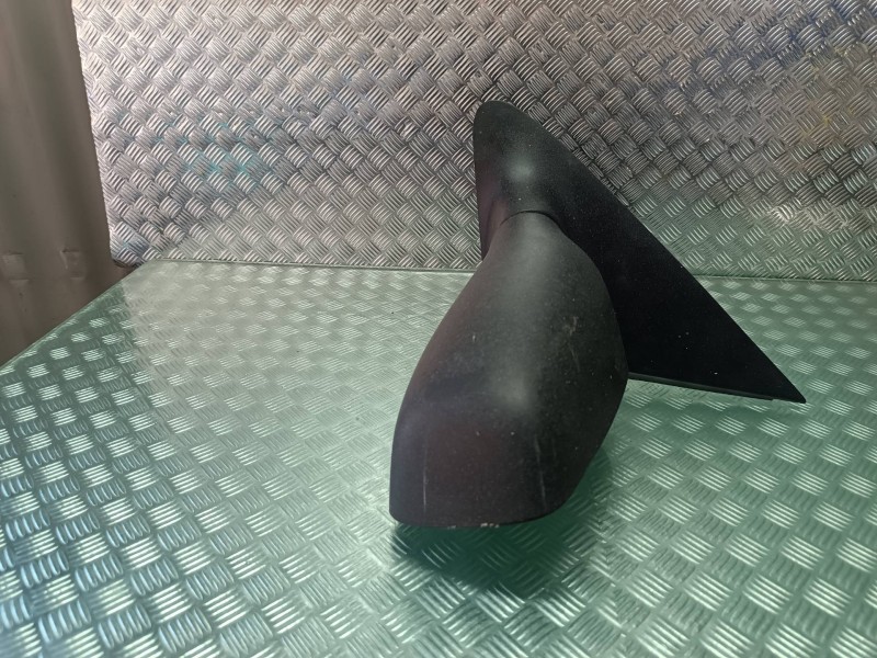 Recambio de retrovisor izquierdo para ford mondeo berlina (gd) ambiente referencia OEM IAM K18BC  MANUAL