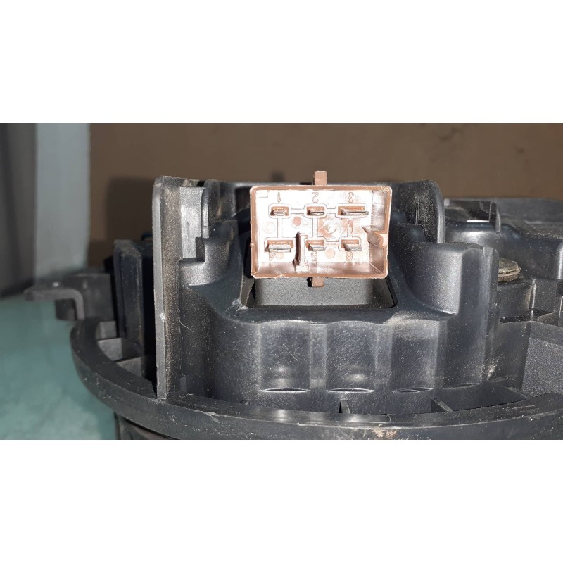 Recambio de ventilador calefaccion para audi a4 berlina (8e) 1.9 tdi referencia OEM IAM 8E1820021B 663000U VALEO