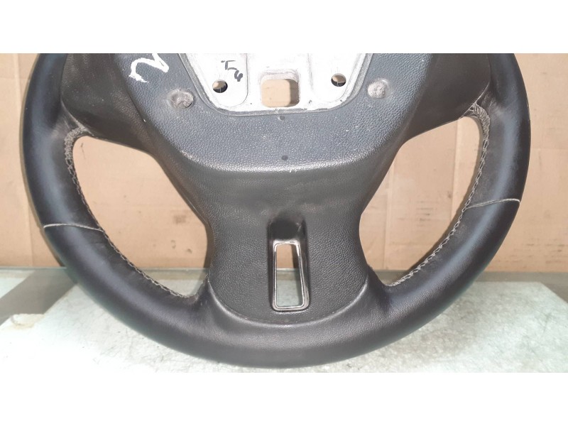 Recambio de volante para opel adam unlimited ecoflex referencia OEM IAM 622359500A MULTIFUNCION PIEL