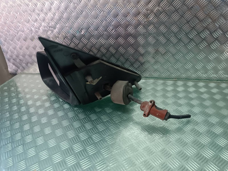 Recambio de retrovisor izquierdo para ford mondeo berlina (gd) ambiente referencia OEM IAM K18BC  MANUAL
