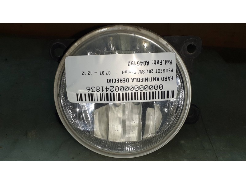 Recambio de faro antiniebla derecho para peugeot 207 sw confort referencia OEM IAM A046193 11417102 E40219272