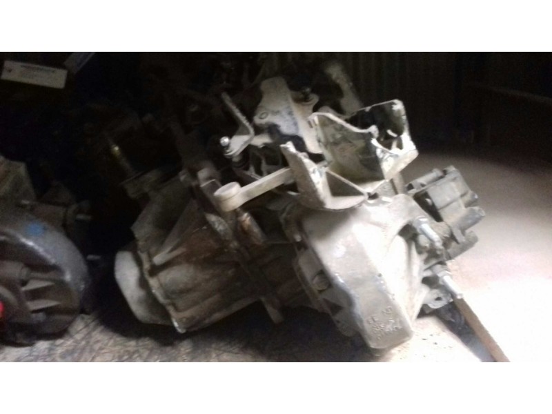 Recambio de caja cambios para peugeot 307 berlina (s2) x-line referencia OEM IAM 20DM69  5 VELOCIDADES