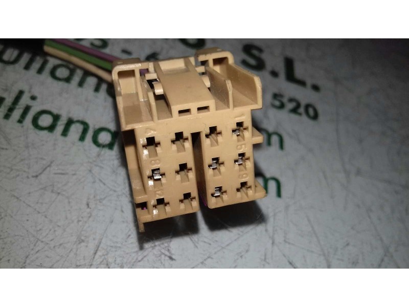 Recambio de retrovisor derecho para seat ibiza (6l1) sport referencia OEM IAM 06L1857502J W06L1857502J01C ELECTRICO