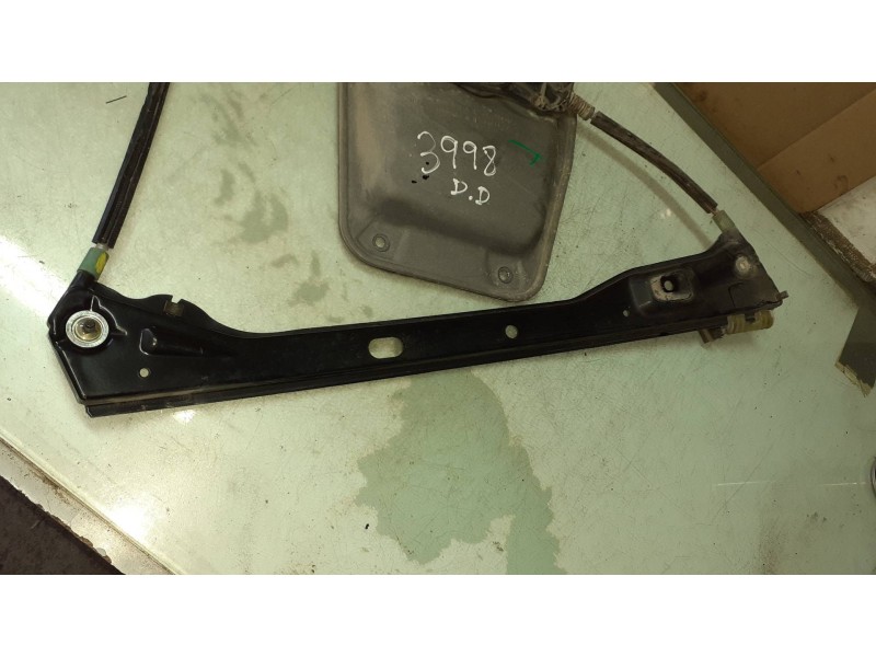 Recambio de elevalunas delantero derecho para volkswagen golf v berlina (1k1) highline referencia OEM IAM 1K4837402E 994854105 E