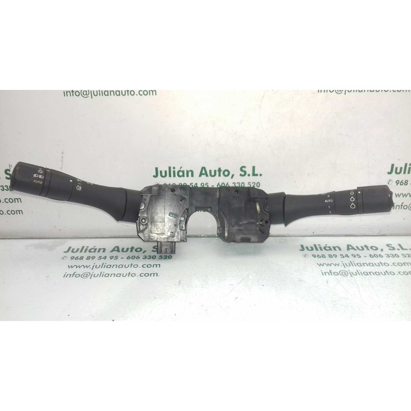 Recambio de mando luces para renault fluence dynamique referencia OEM IAM 255670040R  NEGRO